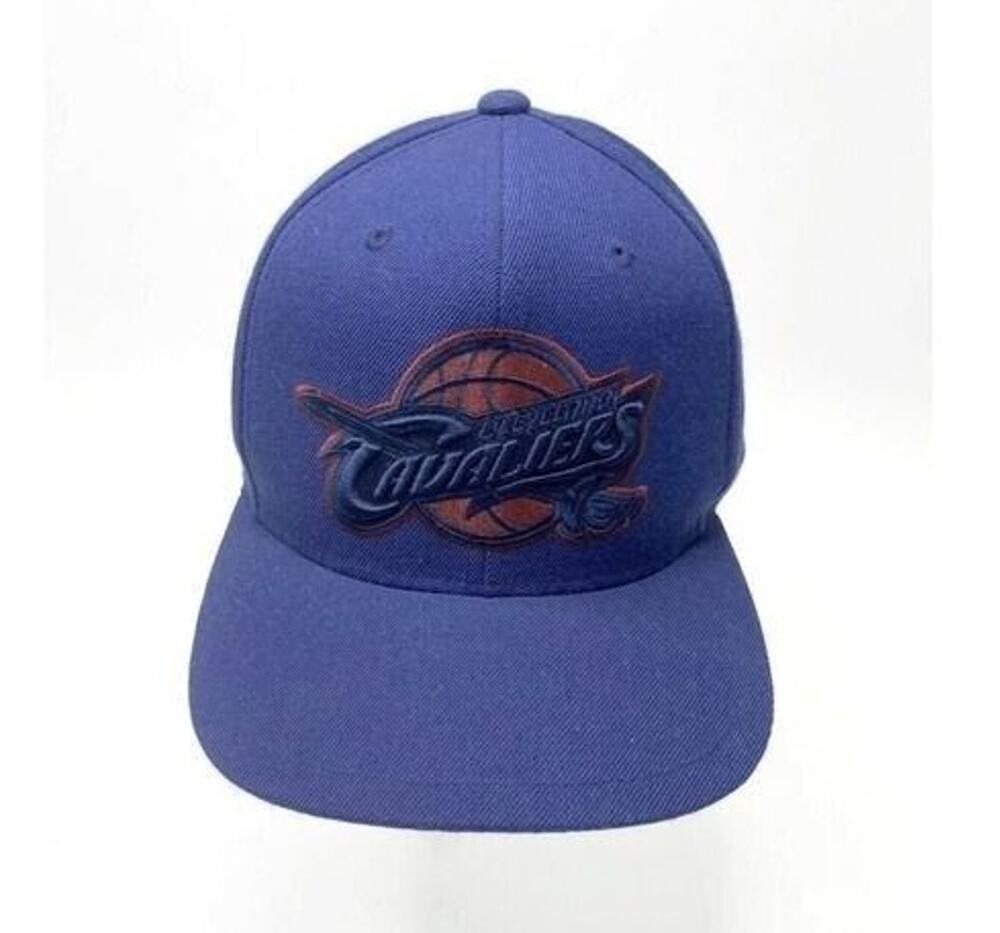 Cleveland Cavaliers Blue Snapback Hat NBA Cavs Cap Adjustable Mitchell & Ness